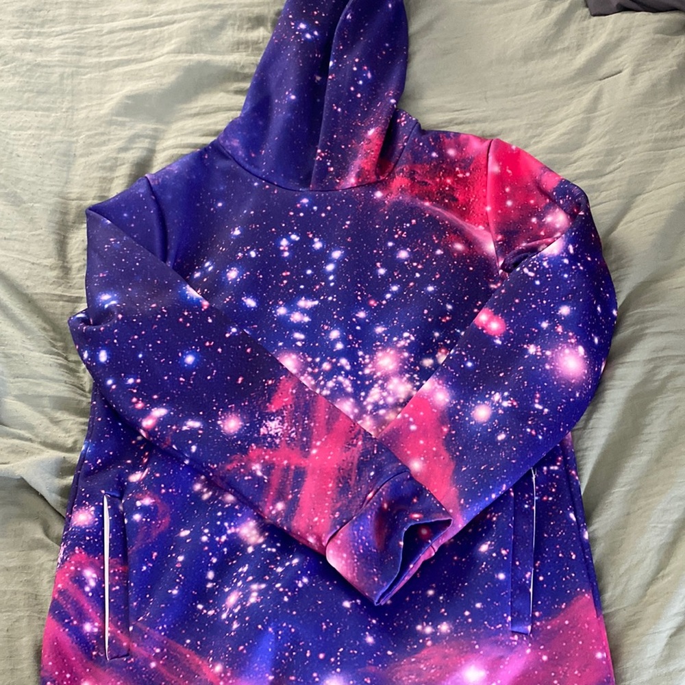 galaxy hoodie size L